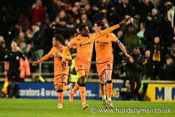 Thrilling Ipswich battle keeps Hull City's play-off dream alive