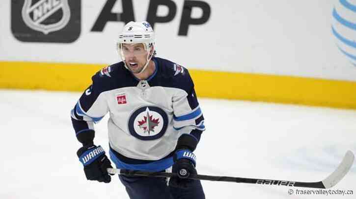 Jets blueliner Dillon “day to day” after suffering gash to left hand in loss to Avs