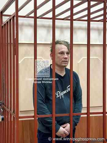 Two Russian journalists jailed on ‘extremism’ charges for alleged work for Navalny group