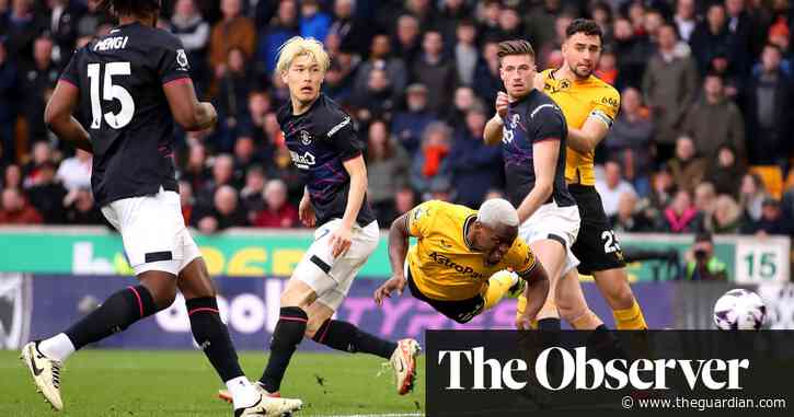 Wolves’ Hwang Hee-chan and Toti Gomes give Luton mountain to climb