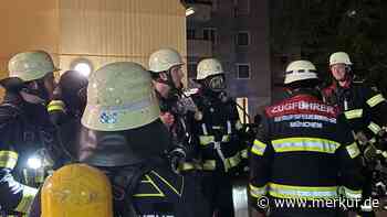 Hochhausbrand in Perlach: Frau versucht selbst, die Flammen zu löschen – mehr als 100 Menschen evakuiert