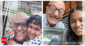 Anupam grooves with Satish Kaushik's daughter: Video