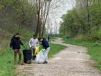Trash mob provides marathon clean up at Windsor parks