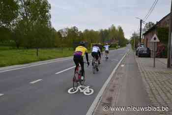 Fietspad op Gustaaf Van der Steenstraat is in te slechte staat, en dus moeten fietsers voortaan op straat fietsen