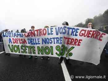 Torino, blitz anti-G7 in tangenziale: traffico in tilt