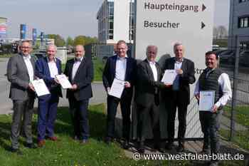 Kreis Paderborn mit dem „Erneuerbar-Kreis-Zertifikat“ in Gold ausgezeichnet