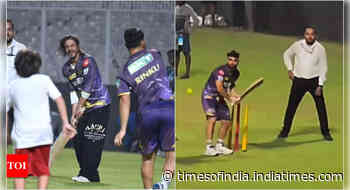 SRK, son AbRam join Rinku for cricket session