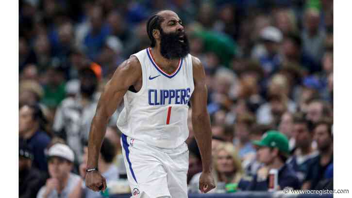 Clippers blow 31-point lead, hold off Mavericks to win Game 4