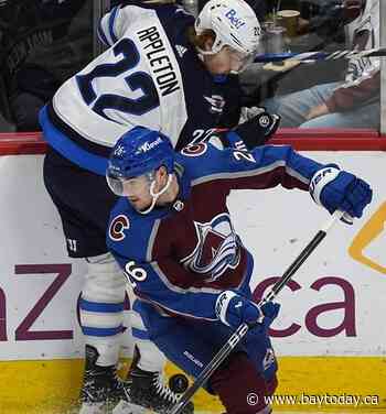 NHL roundup: Avalanche grab 3-1 series lead over Jets with 5-1 win