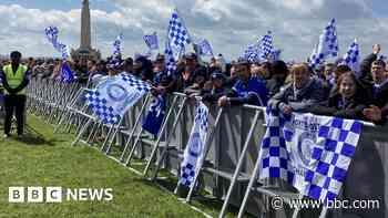 Fans gather to celebrate Portsmouth FC success