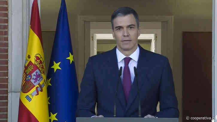 Sánchez decide seguir al frente del Gobierno español "con más fuerza si cabe"