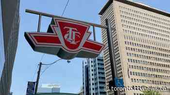 Toronto transit workers vote 'overwhelmingly' in support of strike mandate