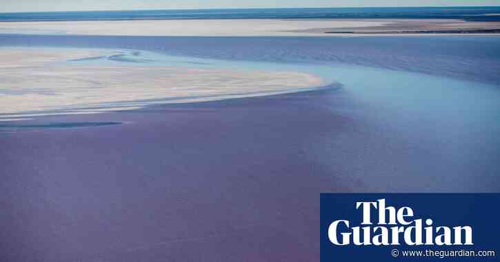 At ‘vast, remote’ Kati Thanda-Lake Eyre, unwritten rules for tourists may soon become real restrictions