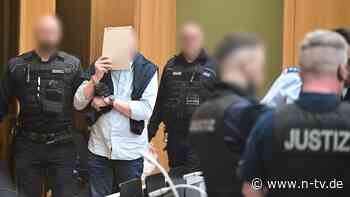 Prozessbeginn in Stuttgart: Angeklagte um Prinz Reuß geben sich vor Gericht unbeeindruckt