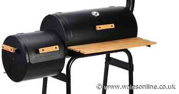 Wowcher has a deal on a portable BBQ with a smoker for £100 less than full price