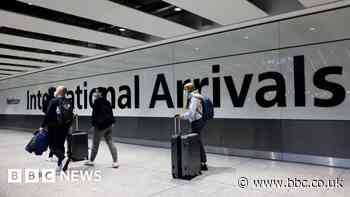 Border Force staff at Heathrow start strike action