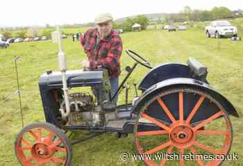 Vintage vehicle show attracts original exhibitors and enthusiasts
