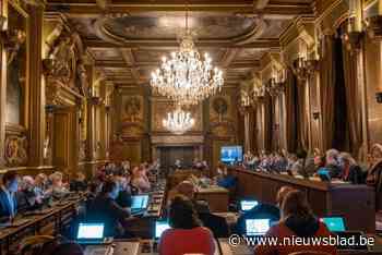 LIVE. Volg de Antwerpse gemeenteraad over stadsgroenfonds, openbare toiletten en systematische identiteitscontroles
