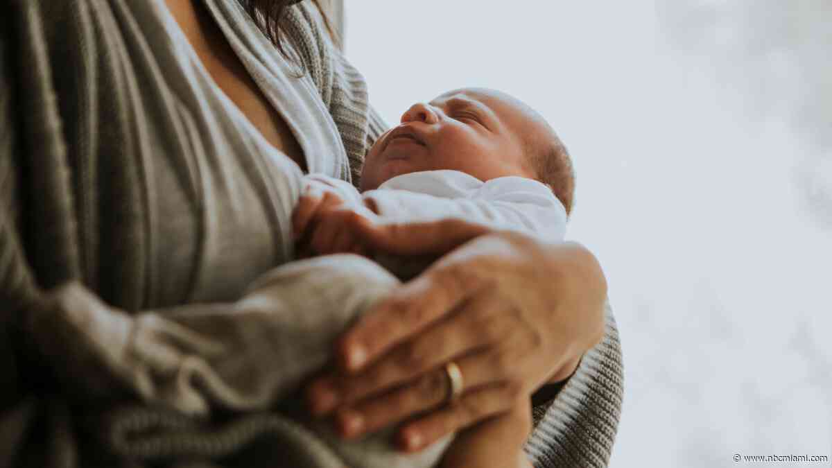 New moms will no longer need to report for jury duty in Florida