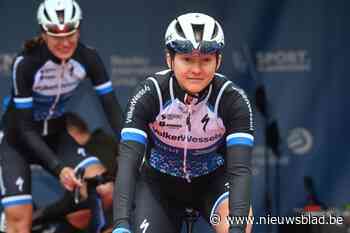 Valerie Demey kiest voor de aanval in eerste rit Vuelta
