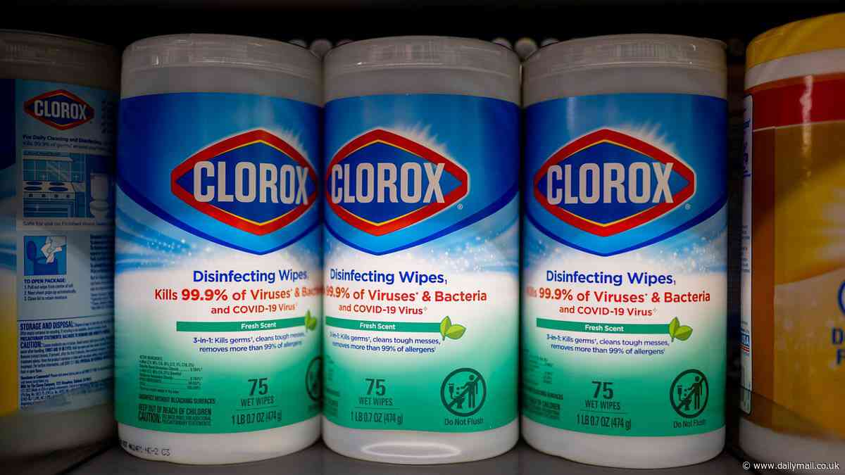 Mom shopping in Target stunned by small print on Clorox wipes