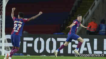 Barcelona remontó ante Valencia con triplete de Roberto Lewandowski