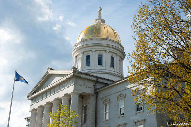 Vermont Statehouse locks doors after receiving shooting threat