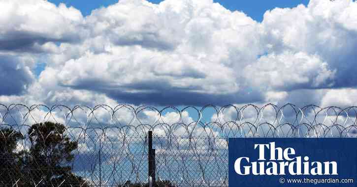 Prisoners with cancer in England more likely to die of it than other patients