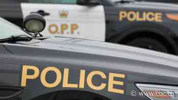 Crash closes stretch of Highway 401 in Whitby