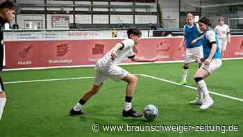 Ex-Eintracht-Profi trainiert Braunschweiger Fußball-Talente