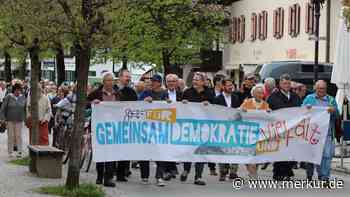 Oberammergau: Rund 400 Menschen demonstrieren für Vielfalt und Demokratie