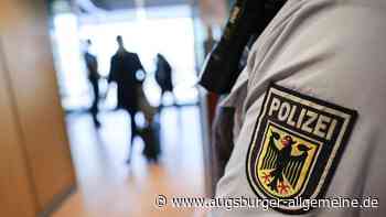 Unbekannter belästigt 16-Jährige im Zug von Augsburg nach Bobingen