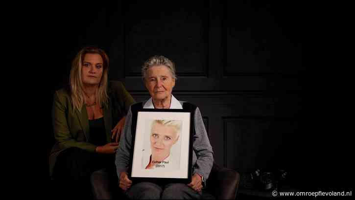 Almere - Nabestaanden vermoorde Esther Paul richten zich met video tot dader: 'Kom uit voor je daden'