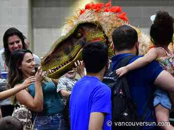 Q+A: At Jurassic Quest, dinosaur education boils down to a prehistoric MMA bout