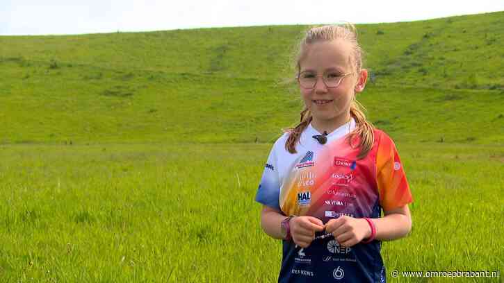 De jongste deelnemer van Alpe d'HuZes is Evi (6) uit Nuenen: 'Voor opa'