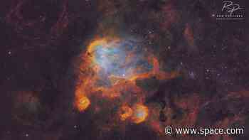 Astrophotographer captures the Running Chicken Nebula in impeccable detail