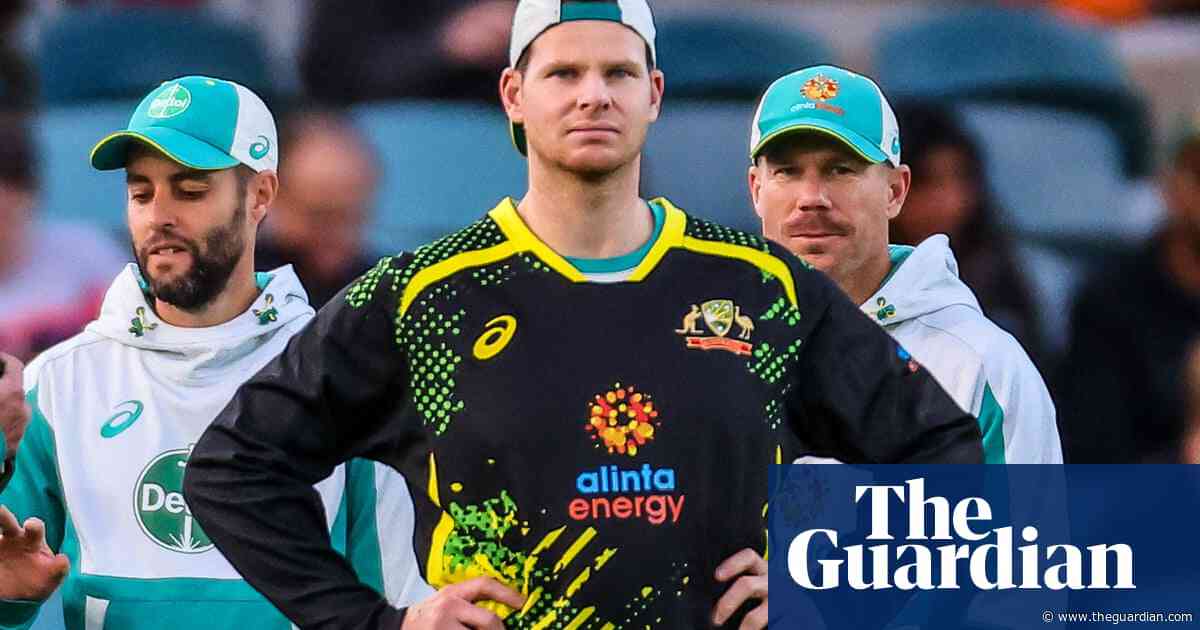 Steve Smith left out of T20 World Cup squad as Australia shift towards new era