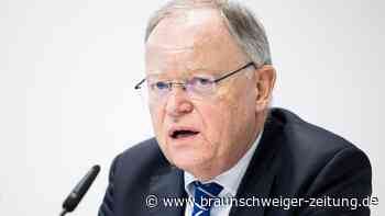 Mai-Demo: Ministerpräsident Weil spricht in Wolfsburg