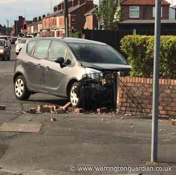 Car ploughs into wall on street in Bruche