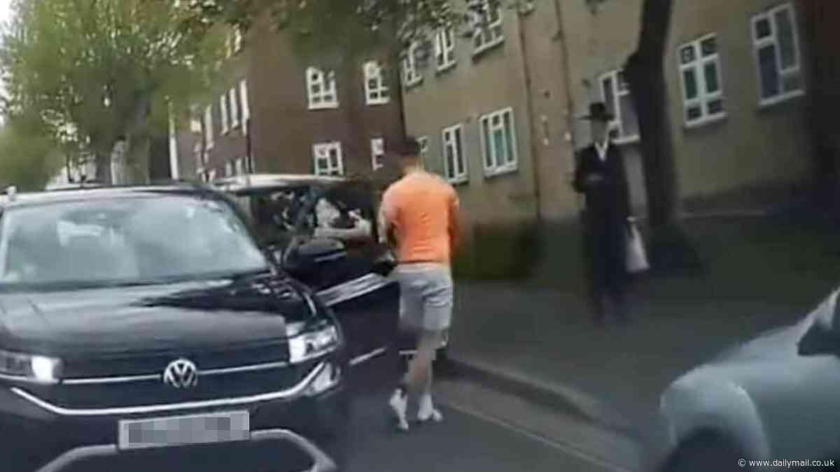 Five teenagers who 'tried to force a Jewish man into a car boot' in north London are arrested over the attempted kidnap