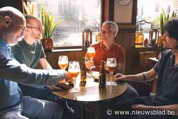 Vier naamgenoten stellen Iwein van Aelst-bier voor: “Fier op onze naam, onze stad en ons bier”
