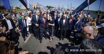 20 Jahre EU-Osterweiterung: Festakt mit Baerbock, Sikorski und lauten Mahnungen