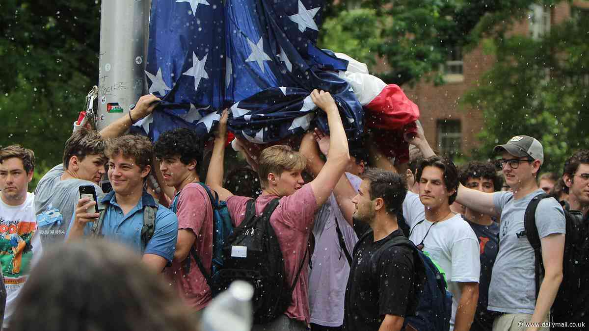 Frat boys at UNC Chapel Hill surround American flag in protection as pro Palestine mob runs wild