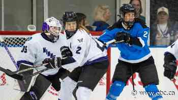 Spooner's 2 goals help PWHL Toronto secure first place in win over Minnesota