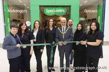 Specsavers opticians reopens after £25,000 refurbishment