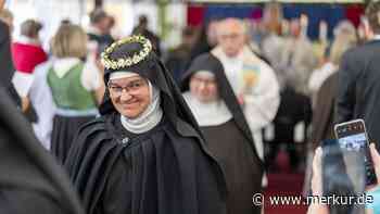 „Es geschehen noch Zeichen und Wunder“: Schwester legt Gelübde in oberbayerischem Kloster ab