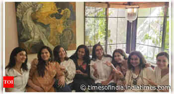Dia, Richa, Konkona Sen and others spend time together