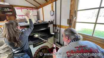 Lecker: In Neuhof wird wieder Brot frisch im Holzofen gebacken