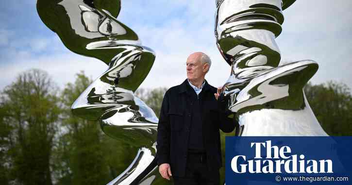 ‘They look sad’: Tony Cragg scraps audio guides for Castle Howard exhibition