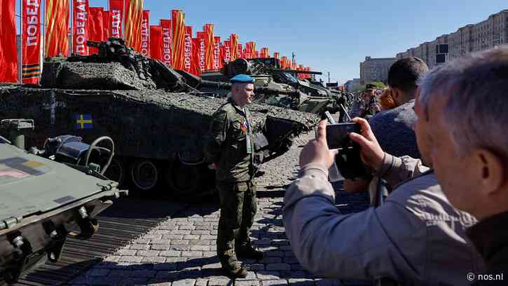 Russen tonen buitgemaakte tanks en wapentuig als signaal naar Westen